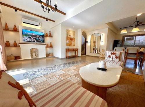 Stylish 3BHK Villa with Pvt Pool - Centrally located