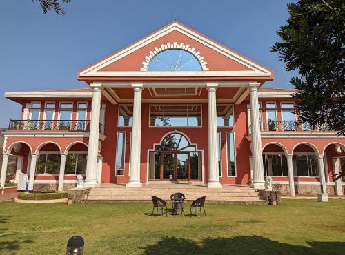 Summer Dutch Palace 5 bhk By Stay vihana