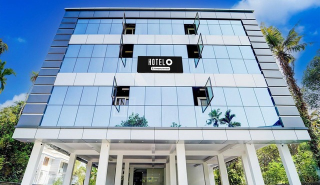 Super Hotel O North Kalamassery