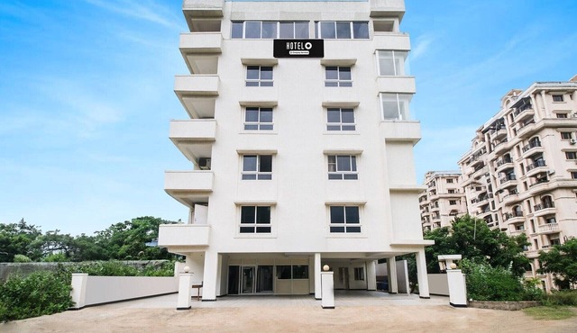 Super Hotel O Vizag IT Hill Rushikonda