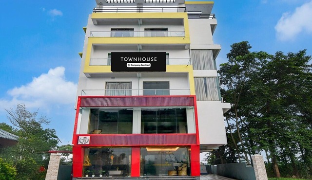 Super Townhouse AIIMS Kolkata in Kolkata