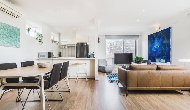 The Acland Beachside Charm meets City Living in Saint Kilda