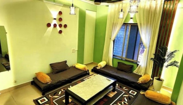 The Purple Leaf (Economy) Home Stay – A Peaceful Family Retreat