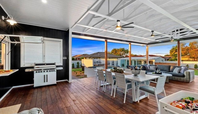 This exceptional property is the ideal retreat to share with friends and family in Bargara