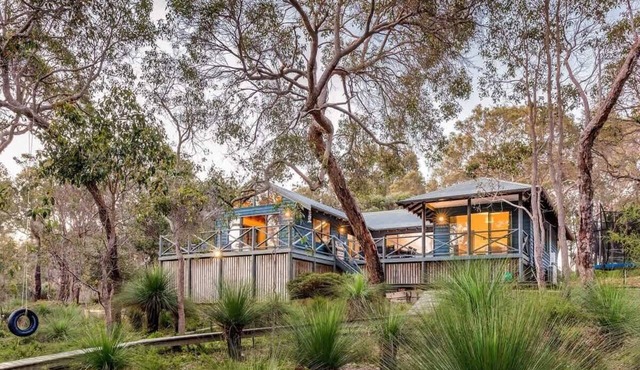Three Bears—Secluded Forest Retreat near Wineries in Yallingup