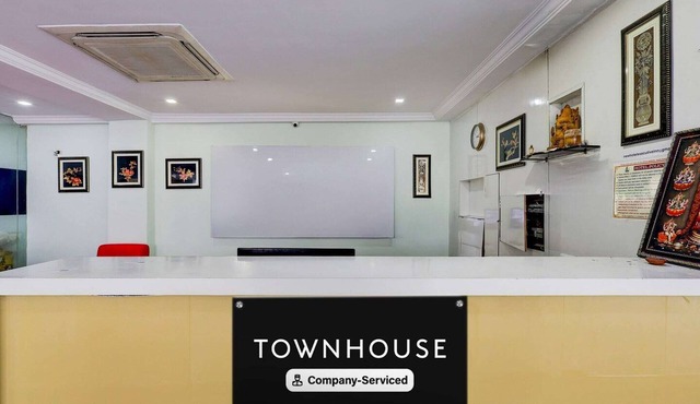 Townhouse Benz Circle MG Road