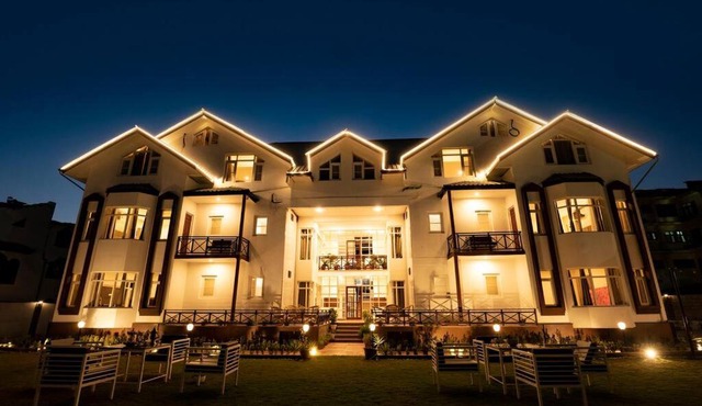 Walisons Homestay Spirea 3 BHK B1 in Dal Lake