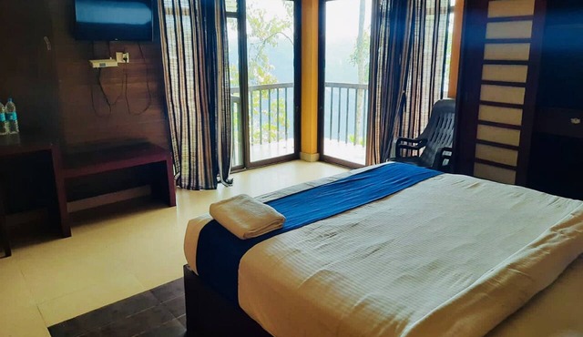 Welcare Sunrise Valley resort in Vythiri