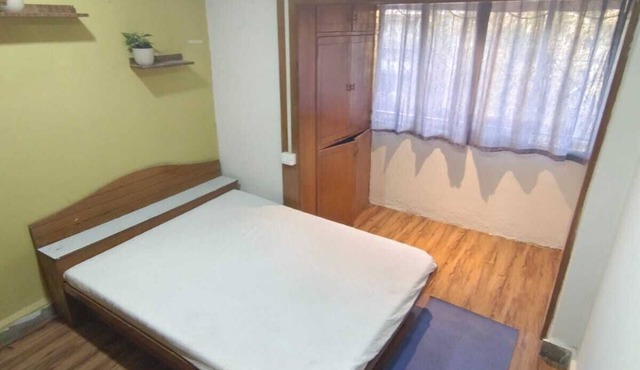 Well-Connected 1BHK in the Heart of the City