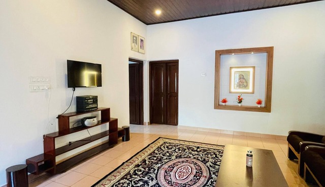 Wonderful 4-bedroom cottage in Kalpetta for a relaxing getaway
