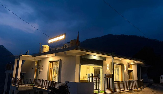 Yamunotri Heights in Barkot