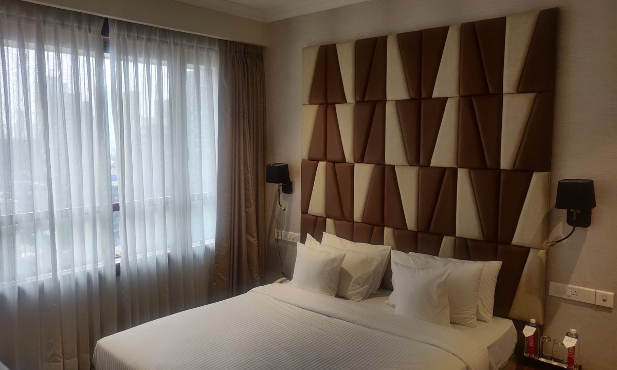 Girgaon Hotel | Adiva Residency Beacon, Grant Road, Mumbai