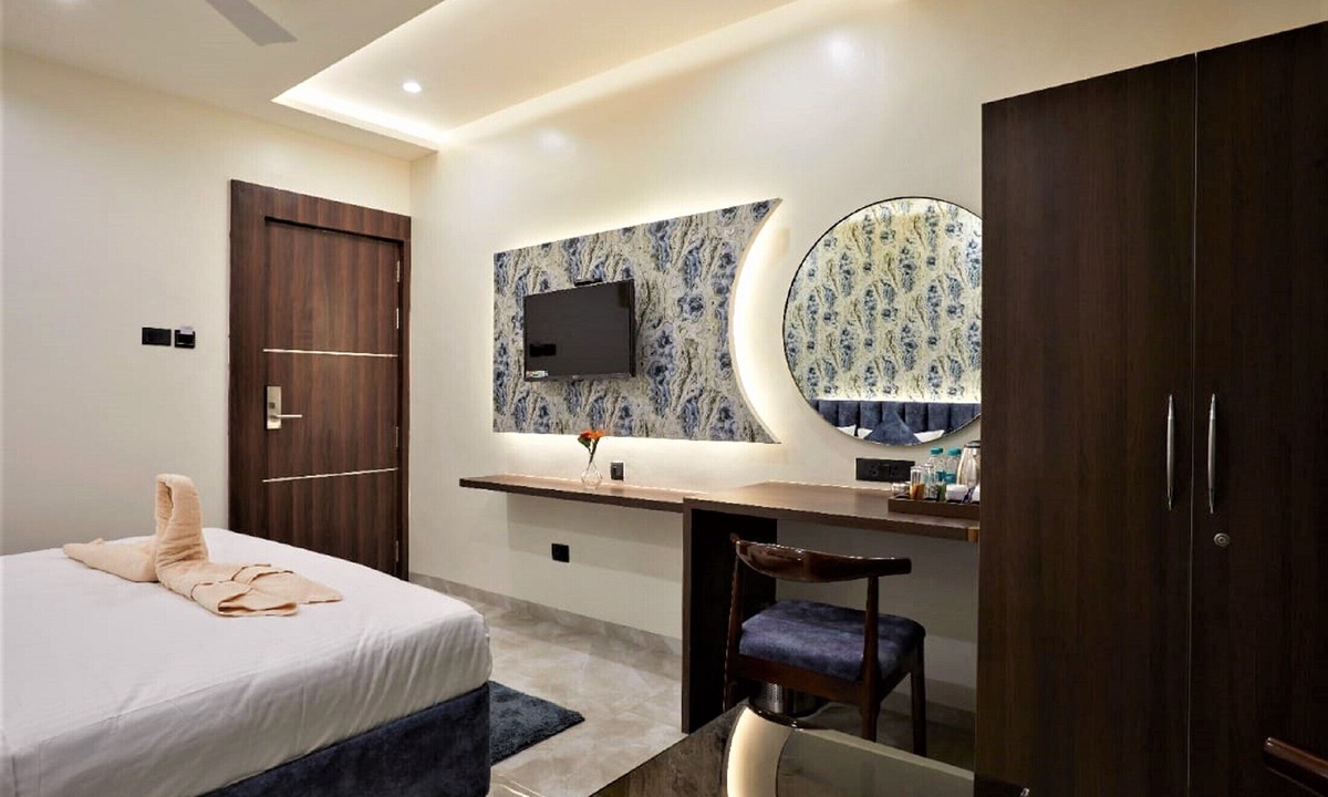 Ahmednagar Hotel | Hotel Rose Gold