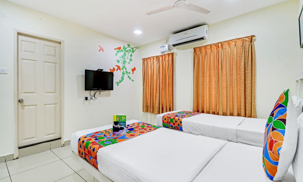 Mylapore Hotel | FabHotel Colors Service Apartment
