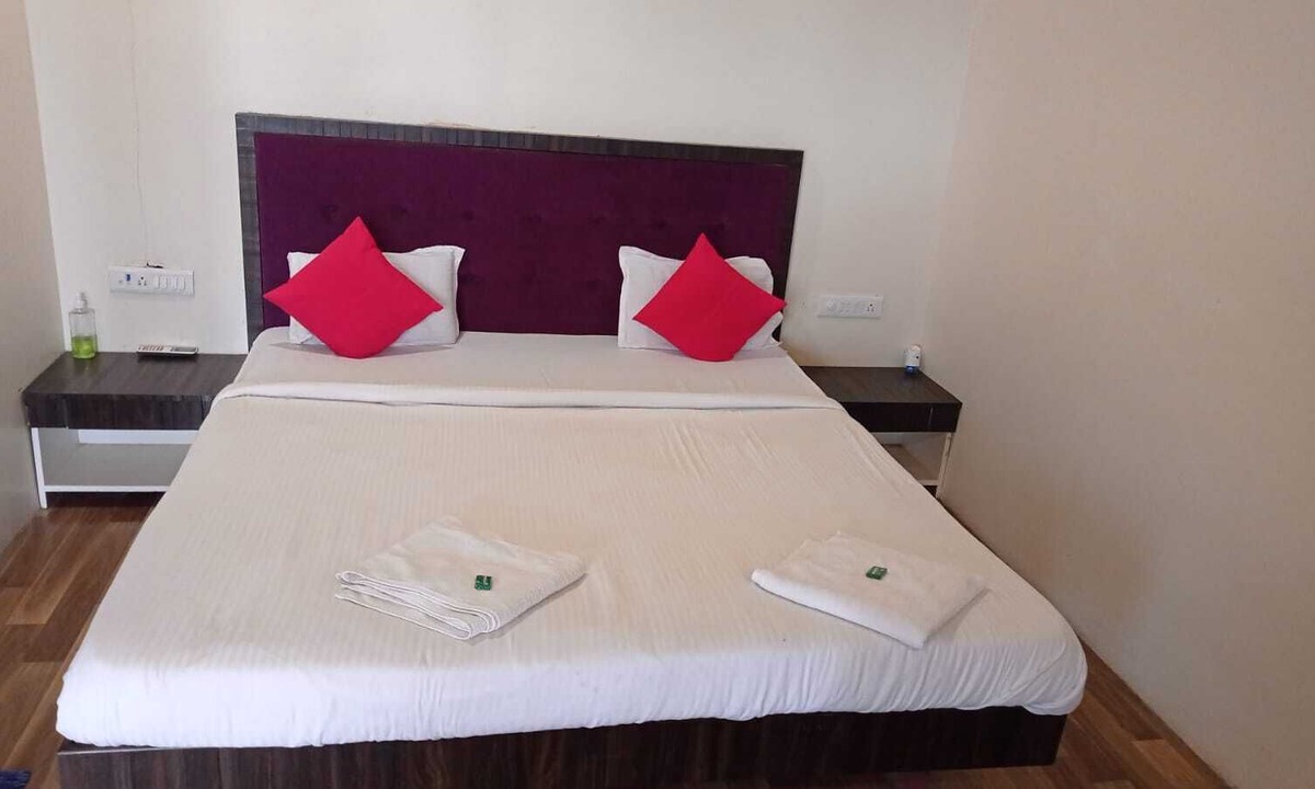 Maliwada Resort | Lotus Resort