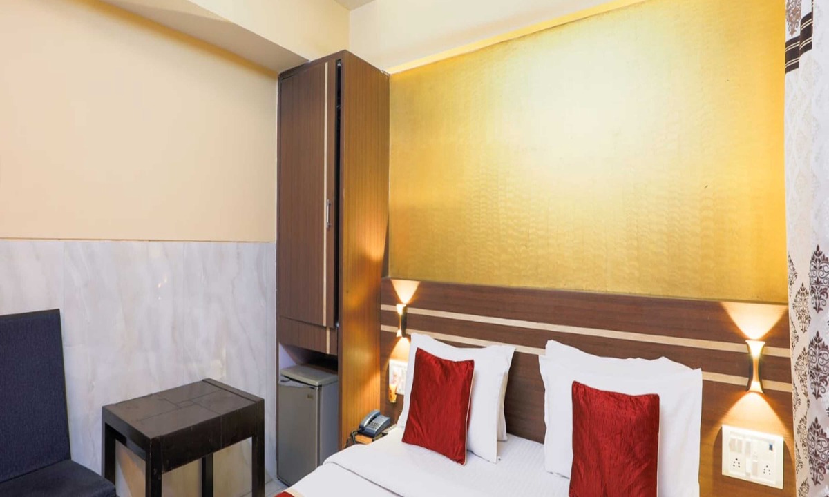Andheri Hotel | Hotel JK Regency