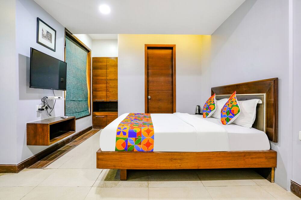J B Nagar Hotel | Fabexpress We Stay