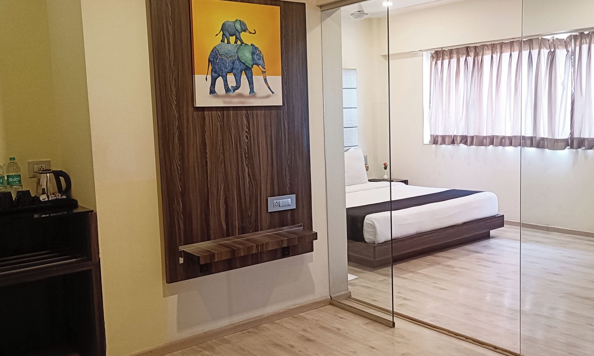 Juhu Hotel | Hotel Mumbai House Juhu