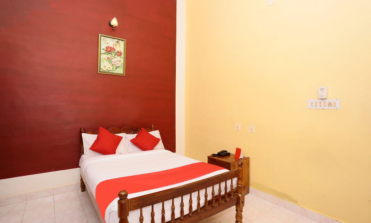 Elappara Hotel | Dream Land Hill Residency