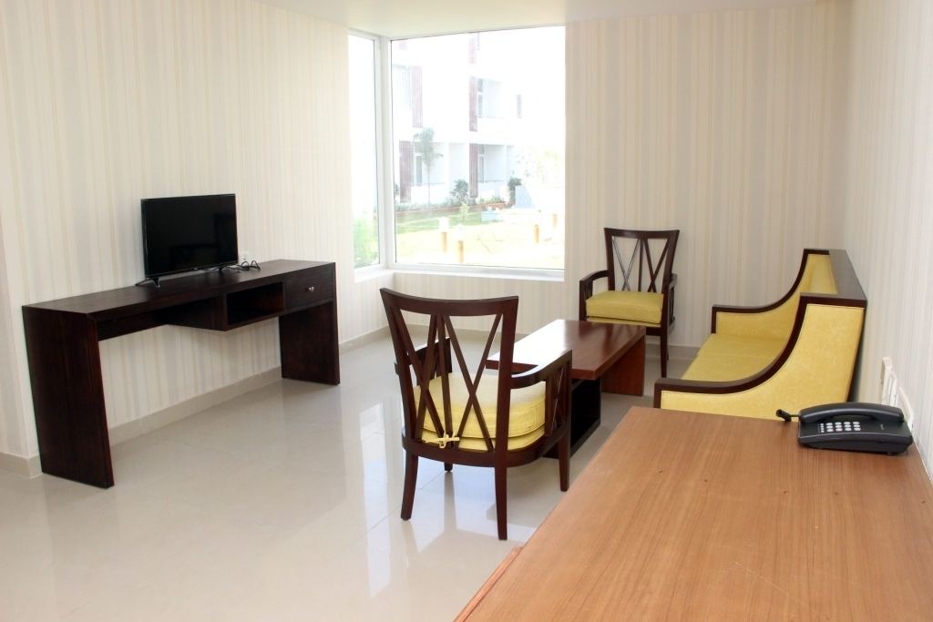 Courtallam Hotel | Saaral Resorts