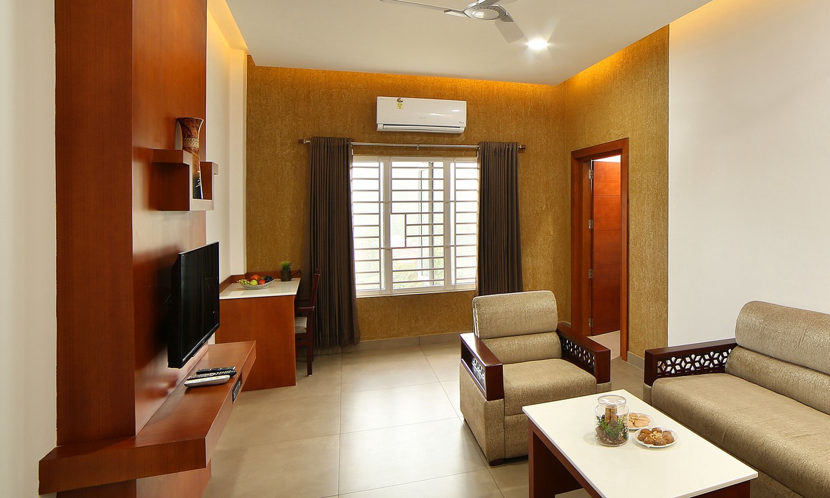 Kattappana Hotel | Kgees- HillTown Hotel