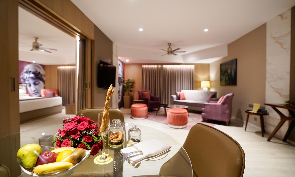 Pune Hotel | The Corinthians Resort