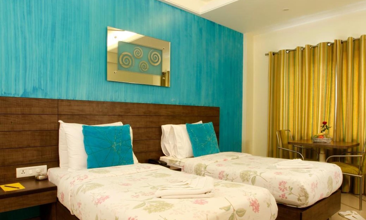 Phase 1 Hotel | Bizz Tamanna Hotel Hinjawadi, Pune