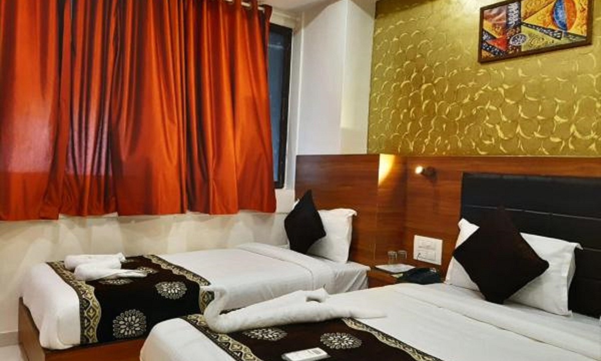 Andheri Hotel | Hotel Aiston Inn
