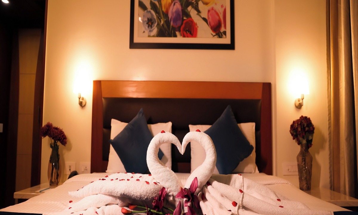Vellore Hotel | Anukulas Residency