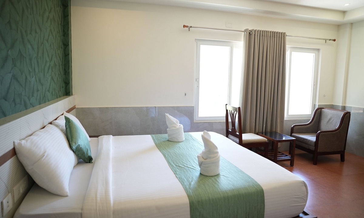 Devikolam Hotel | Shola Heaven