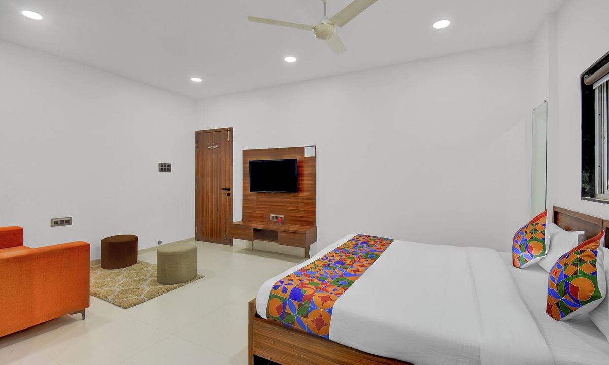 Mundhwa Hotel | Fabhotel Ans Kp Annex