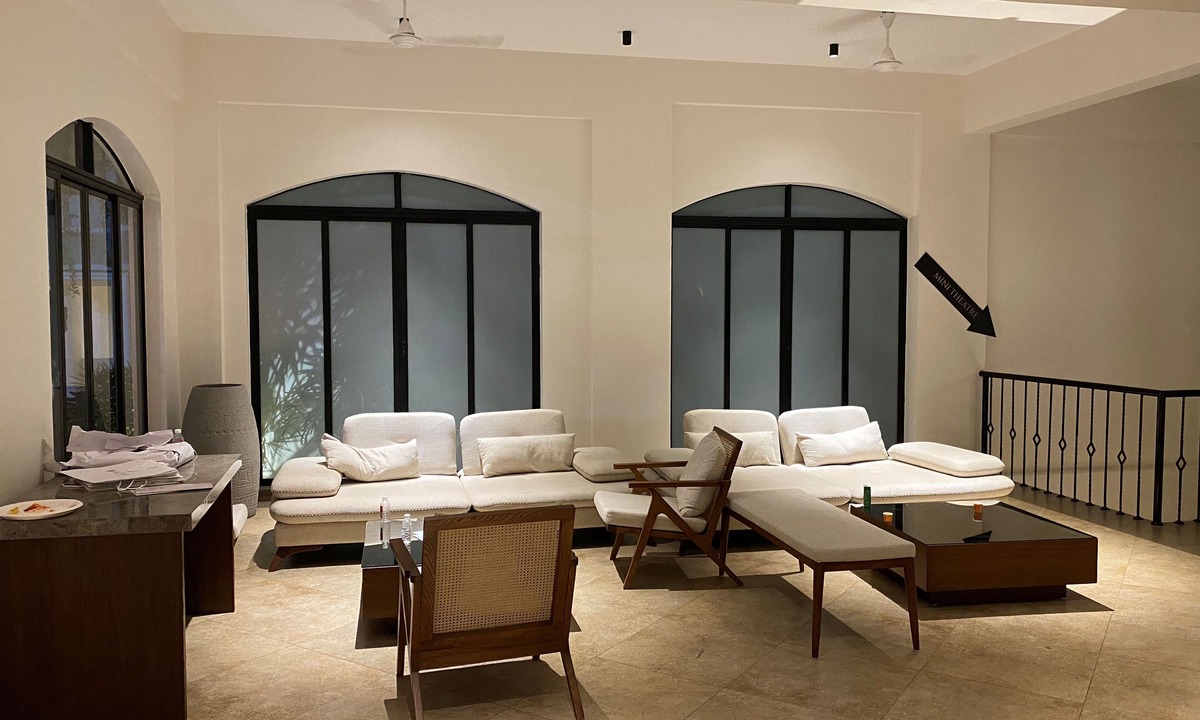 Alibaug Apartment | Alibaug - Holiday Home Mountain and Pool view - Studio Apt