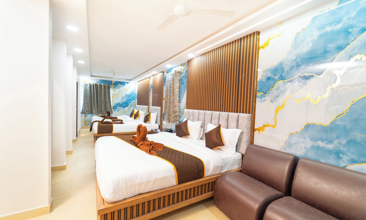 Periamet Hotel | MATHI RESIDENCY