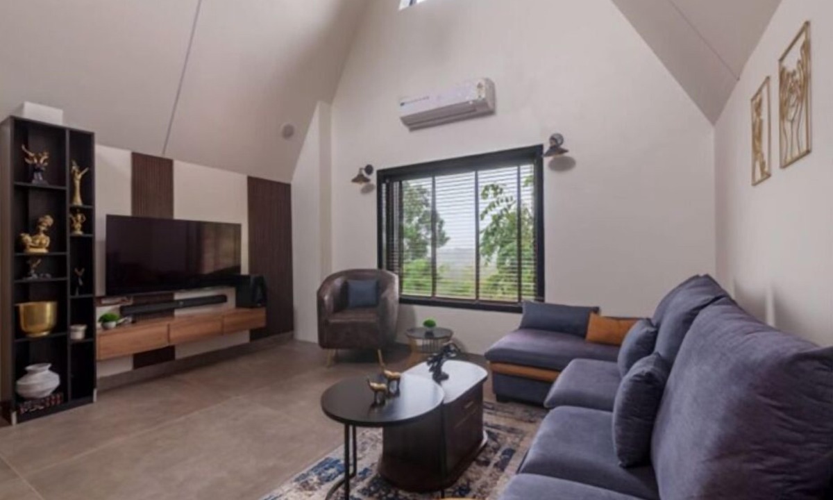 Murbad Villa | Midnight Alpine by Stay Serene Luxury