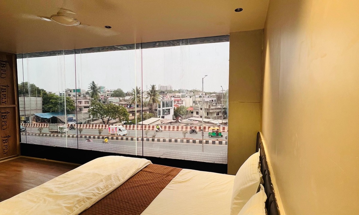 Udhna Hotel | Hotel Presidency