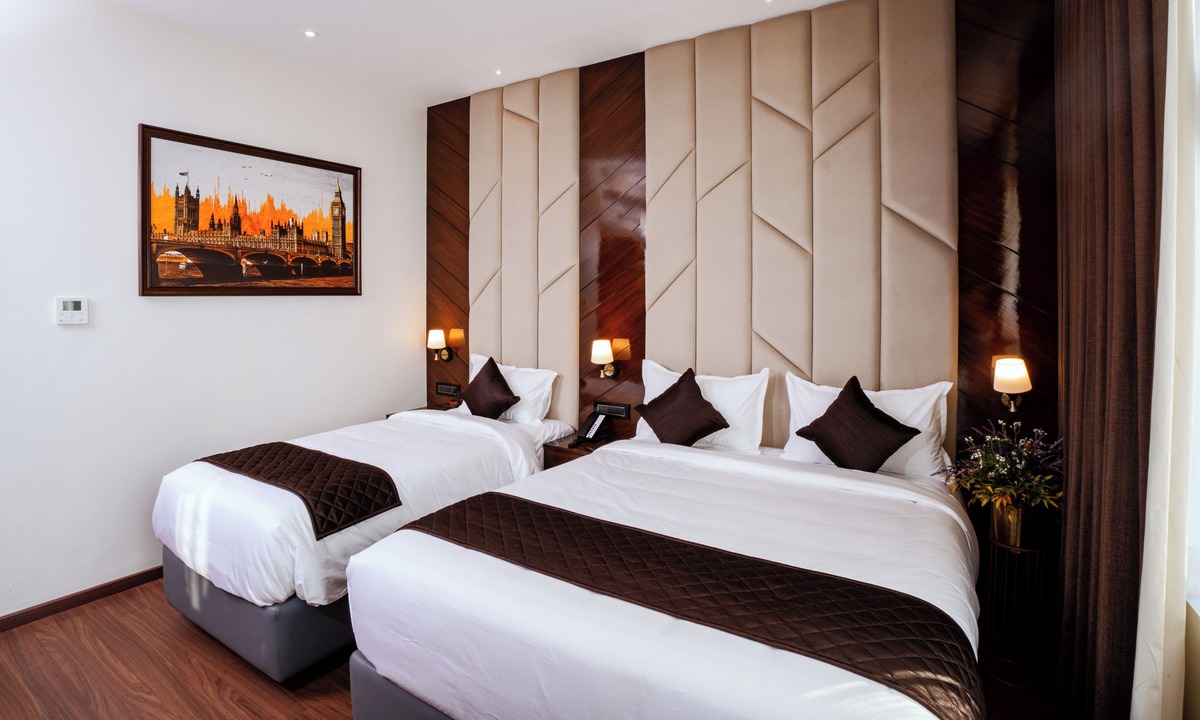 BTM Layout Hotel | Hotel Paramos Meeds