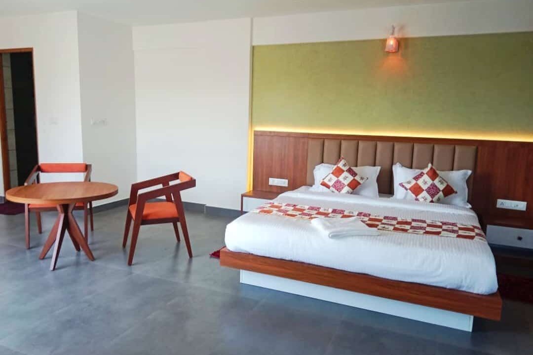 Meenangadi Hotel | Maryland Residency