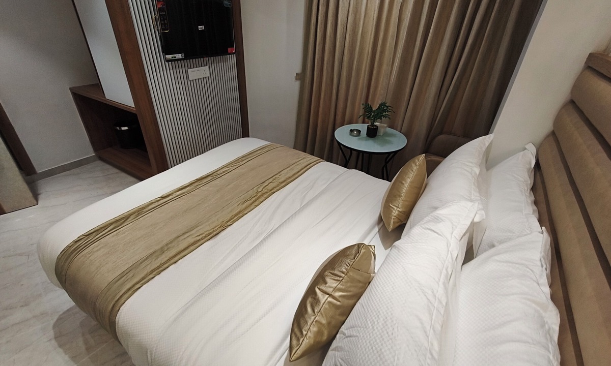 Airoli Hotel | Hotel Prime Suites Airoli