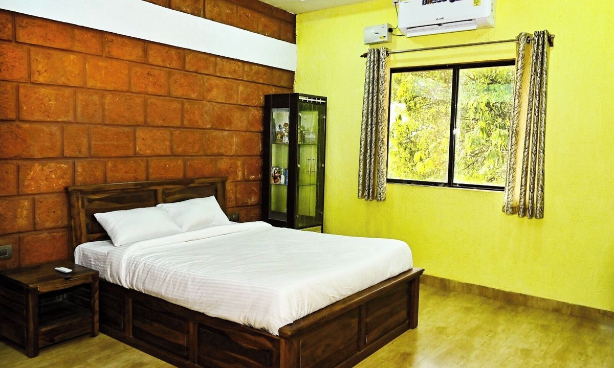 Poladpur Hotel | Raj Shrigar