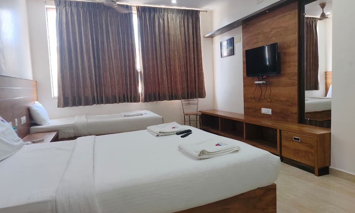 Tiruvannamalai Hotel | Lingaa's Residency