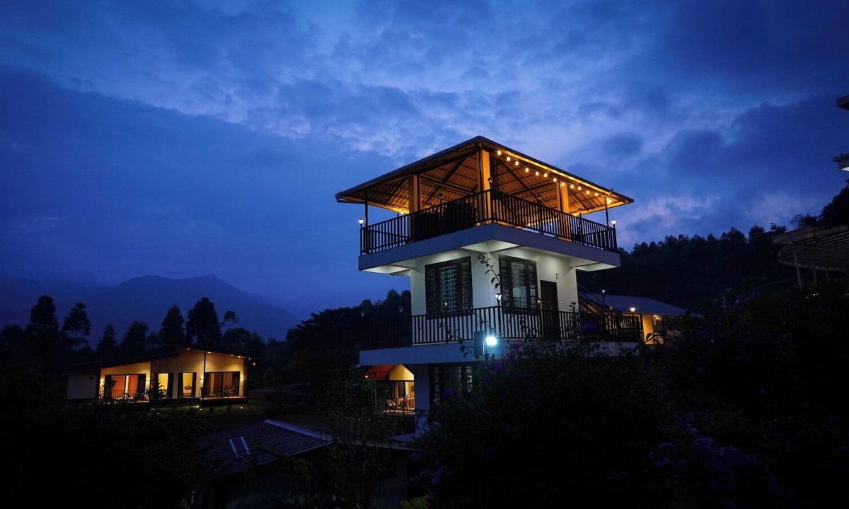 Kanthalloor Hotel | Cleveland Resorts