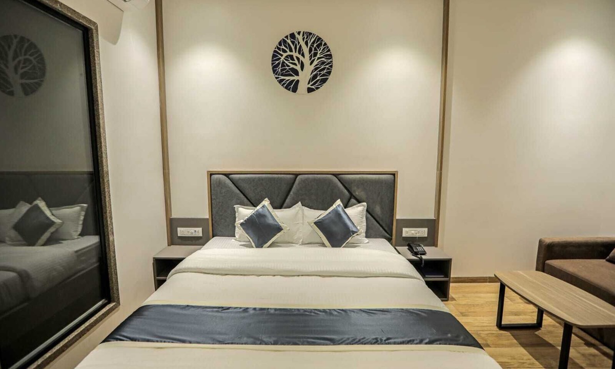 Valsad Hotel | Hare Krishna Hotel