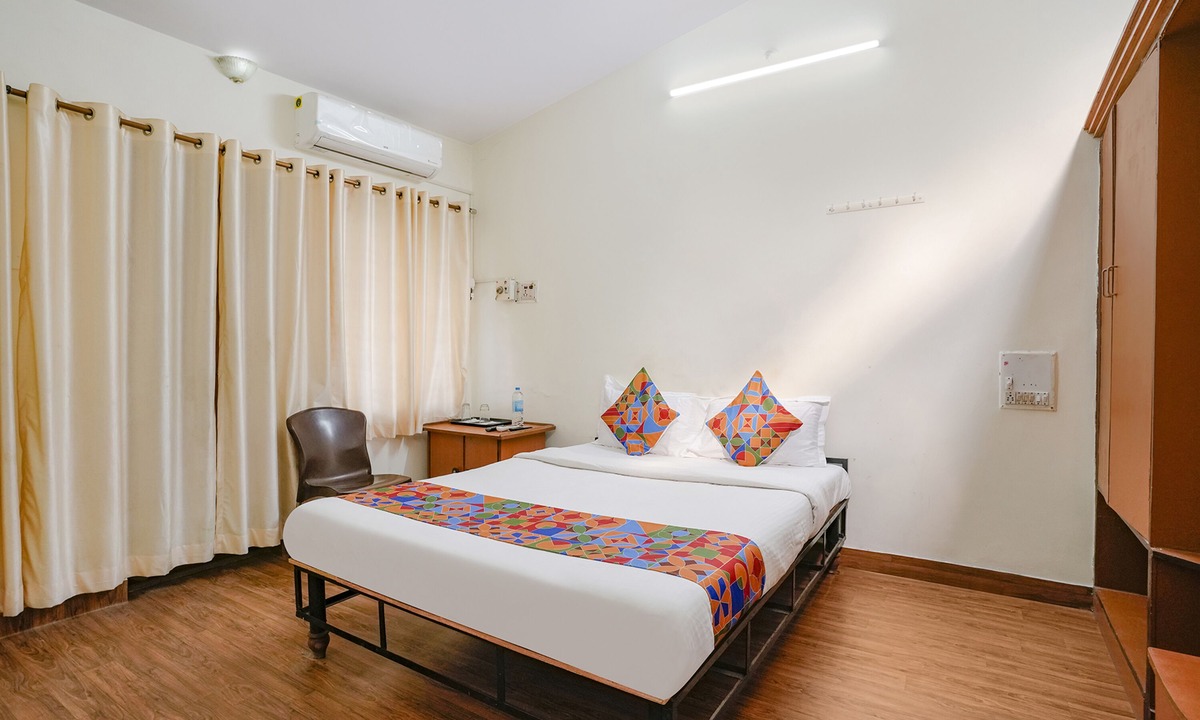 Maliwada Hotel | Fabhotel Girija