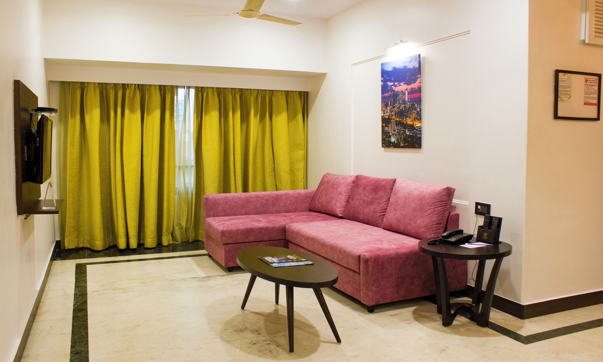 Airport Area Hotel | The Emerald Hotel & Executive Apartments