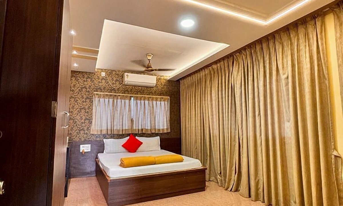 Kunkeshwar Hotel | SUKHSAGAR BEACH RESORT Kunkeshwar