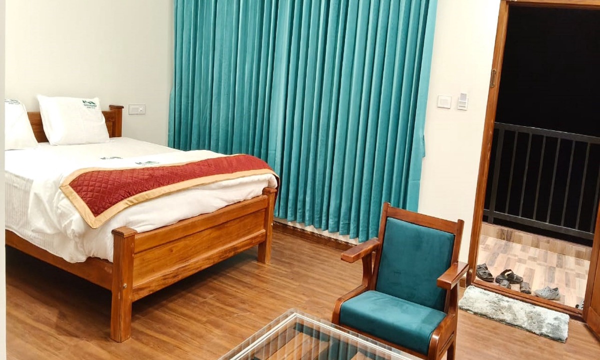Periyur Hotel | Meenam Homestay