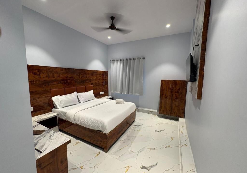 Panvel Hotel | Hotel Midnight Lodging & Boarding