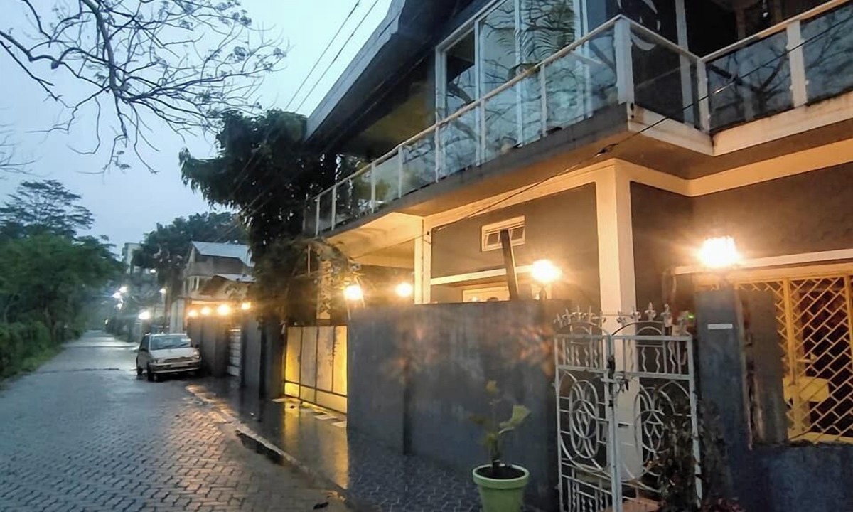 Dibrugarh House | Homestay By The Tea Garden Dibrugarh