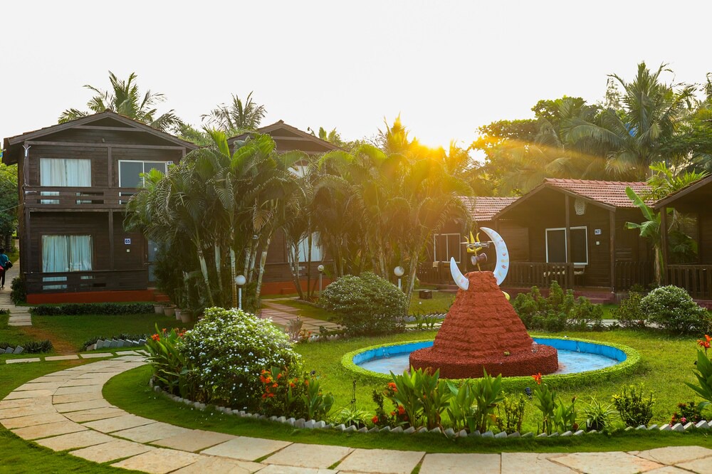 Saunta Vaddo Hotel | Arudra Beach Resort at Casa Portuguese Chalets