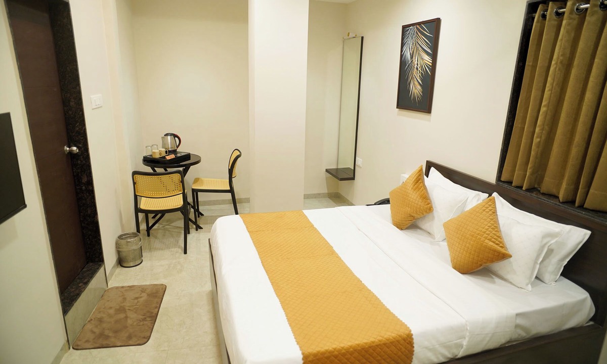 Kolhapur Hotel | Visawa Residency Sindhudurg Rd